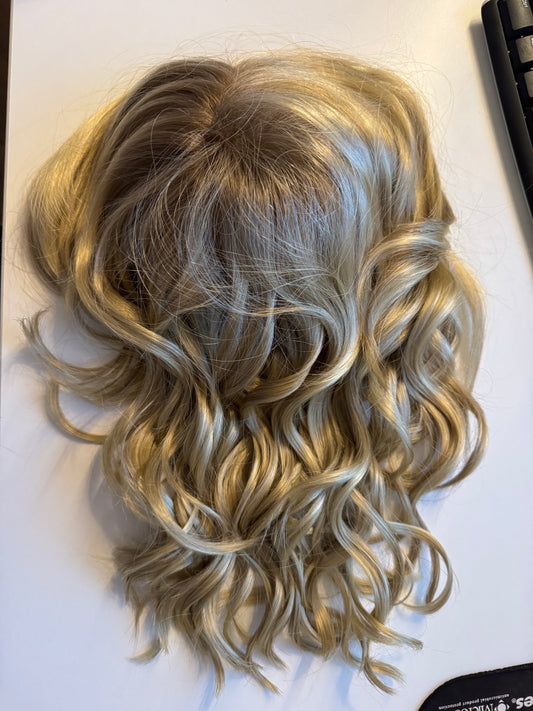 Synthetic Belle Madam Wave Topper